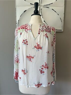Lucky Brand White Floral Split-Neck Tunic with Red Accents